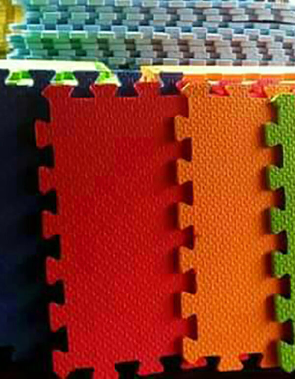 จิ๊กซอว์ขนาด 50*50 ซ.ม. หนา 10 มม.