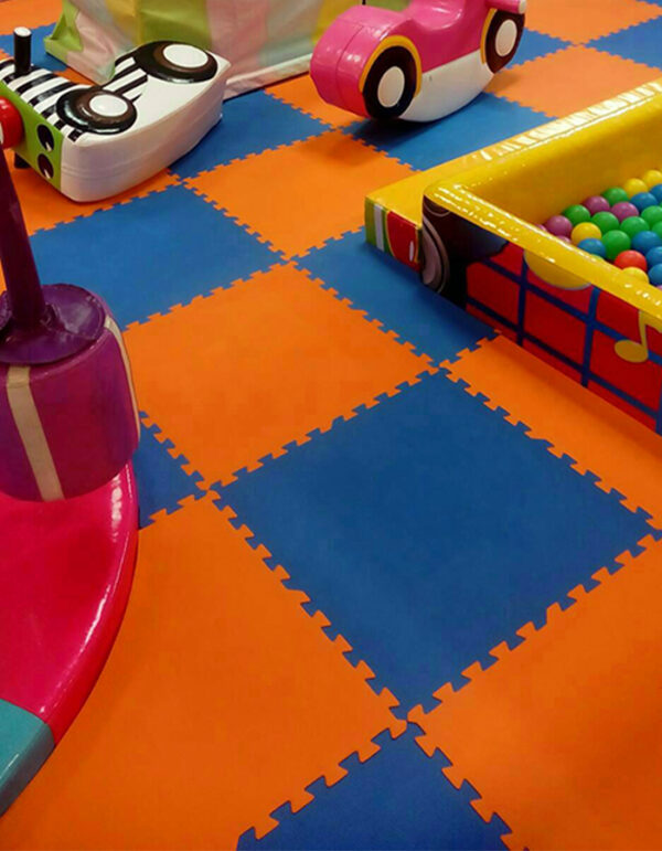 จิ๊กซอว์ขนาด1*1ม.หนา10 มม.